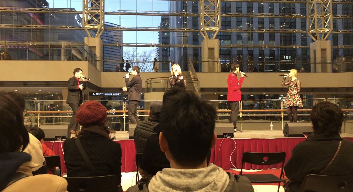 oreo_acappella's tweet photo. 2017.2.12
みなとみらいクイーンズスクエアにて開催されたUnison.に出演させて頂きました♪♪
歌い終わった後に声をかけてくれた方々 ありがとうございました(^^)
本当に嬉しかったです😘
また、お会い出来ることを楽しみにしています😏
Next LIVE is...3/14！ https://t.co/vQYOjR2d4u