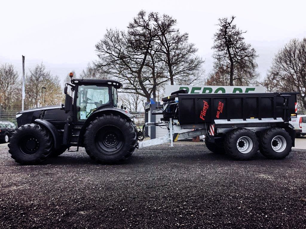 Black beauty 😎😎😎#7R #rebolandmaschinen #deere #mydeere #traktor #tractor #agrartechnik #agriculture