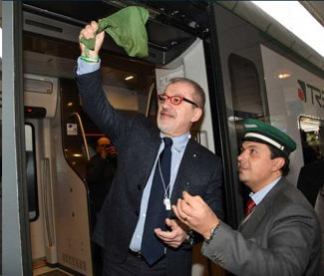 MarcoGranelliMI's tweet photo. Lo strano caso di Regione Lombardia, che prevede (?) che nel 2020 nel territorio della Città metropolitana di #Milano diminuirà il fabbisogno di trasporto pubblico del 2,5% (!) e quindi taglia i fondi.
https://t.co/tPM7BN2gHv @PD_Lombardia @pdnetwork #scegliPD @PdMilano https://t.co/1hG5kN5QRJ