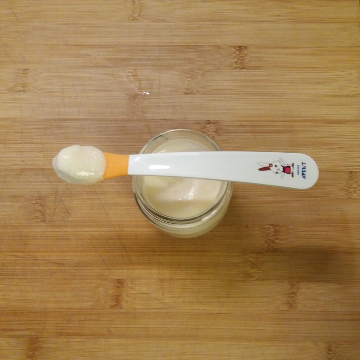 PatinsCouffins's tweet photo. 5/ Et voila le travail! Les yaourts se gardent 7 jours au frigo. Ils sont prêts à être consommés dès la sortie de la yaourtière mais je vous recommande d'attendre le lendemain pour qu'ils soient bien ferme. https://t.co/AY7EnJtXGZ