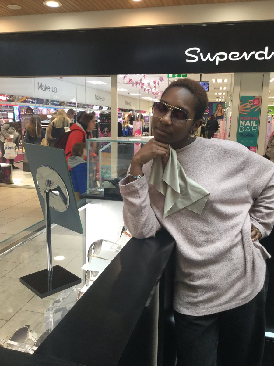 sghNorwich's tweet photo. Can't stop admiring myself in these new RayBans! @WheresWarron #teamFashionEASTa @DanielleAyresx @HawkinsSarita https://t.co/emoeqzUA7B