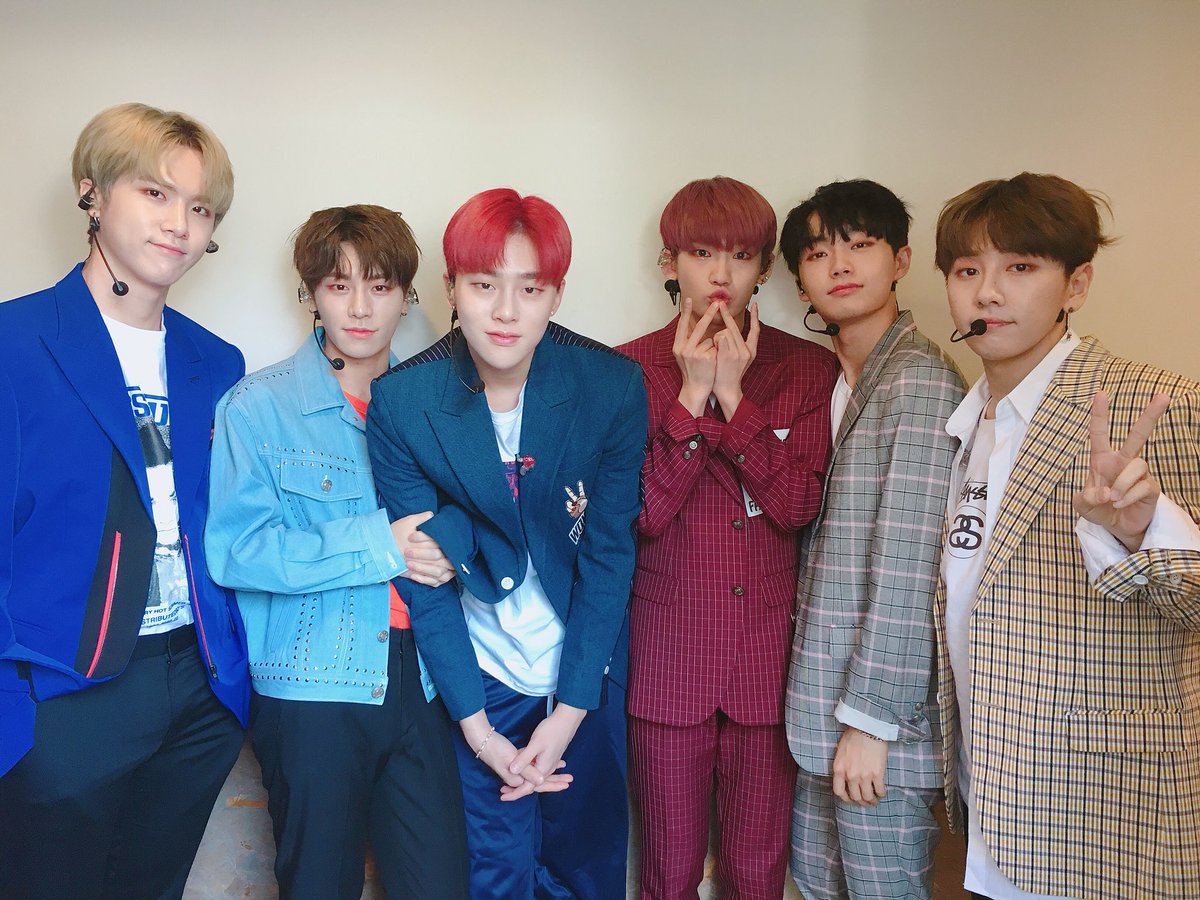 JBJofficial787's tweet photo. [#JBJ_TODAY] 오늘 함께 해준 우리 조이풀 너무 고마워요~ 오늘도 뜨거운 응원에 힘이 불끈(*´꒳`*) 공연하는 내내 너무 즐거웠어요! 예쁜 이벤트도 너무 고맙습니다! 조이풀 내 곁에 있어 고마워😘🎶
🍓😑😲🕺🏻😬🔥 https://t.co/A0sNouvXJ2