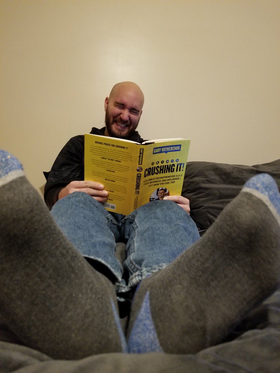 tdolbs's tweet photo. On an early spring break reading #CrushingIt by @garyvee #PickMeGary https://t.co/fhu03jv9Fh