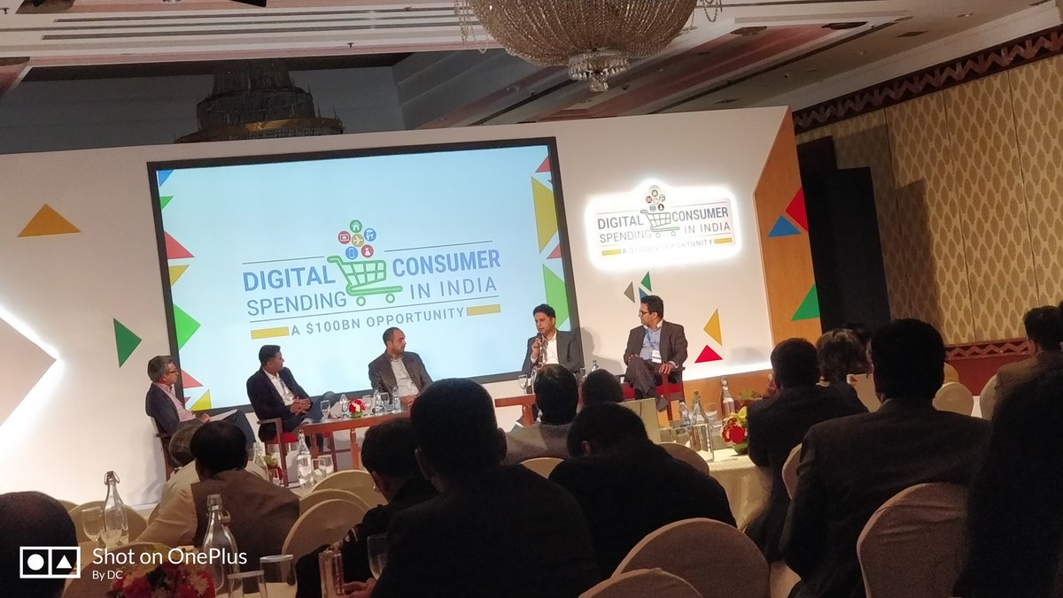 BlogDinesh's tweet photo. Only 25% internet users can understand english content in India. This is very big challange for #Ecommerce Players. And people are using voice search on Google. #DigitalConsumer https://t.co/tiOgvLxxlb