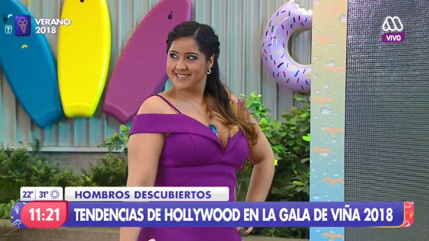 MuchoGustoMEGA's tweet photo. Bellos vestidos que son tendencia a nivel mundial: @EugenialemosOK nos trae a #LaModaMG los diseños top que serán protagonistas en la #GalaDeViña2018 #MuchoGusto https://t.co/J2HNDmSy60