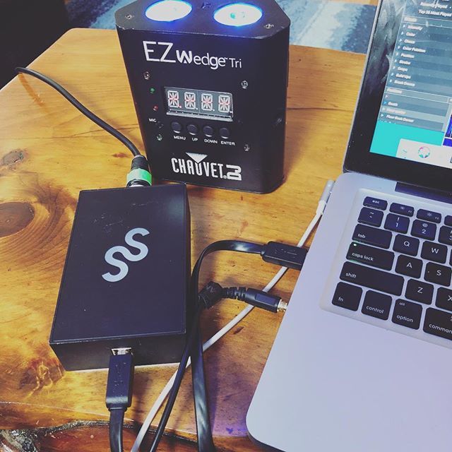 thedjbriansmith's tweet image. Getting my #Beta tester on with the latest version of @soundswitch_dj. This is the future of lighting for any #DJ #soundswitch ift.tt/2sw7PVz