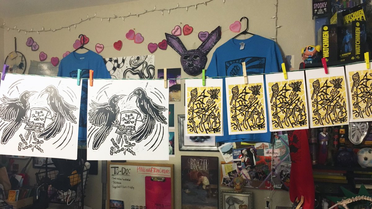 MoonhowlerPress's tweet photo. ☞ Occupation: Printmaker, Bruja, Spaghetti Western Villain
☞ Sun: Aquarius // Moon: Aries
☞ Likes: coffee, whiskey, amaretto sours, being reclusive, Twin Peaks, podcasts, storytelling, urban legends, conspiracy theories
☞ Weakness: has a sweet tooth, insomniac, social anxiety https://t.co/s6RlKJyaKy