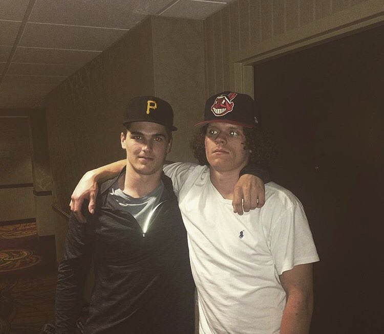 cgilling9's tweet photo. Happy birthday brother 💕 love and miss you #fab4 @flowbucket4 https://t.co/2cj9oUdgvC