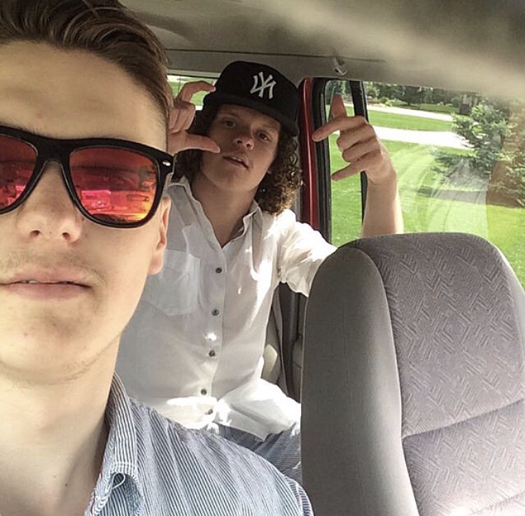 cgilling9's tweet photo. Happy birthday brother 💕 love and miss you #fab4 @flowbucket4 https://t.co/2cj9oUdgvC