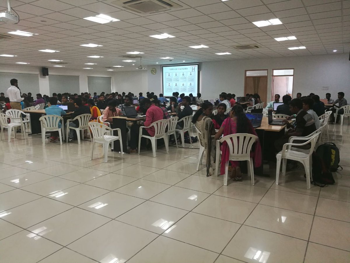 purunaveen33's tweet photo. # GDG Coimbatore
#Tekzie
#KGISL campus
#Hackup
#Ethical Hacking https://t.co/4jb4gRoCwZ