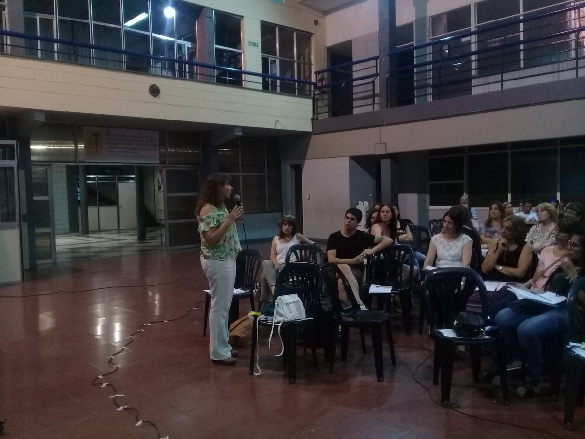 marisapascale3's tweet photo. Algunos de los momentos compartidos ayer en Acompañamiento a Escuela en Campana junto a mi colega Mariela Encina. https://t.co/7VzV6TTcS2