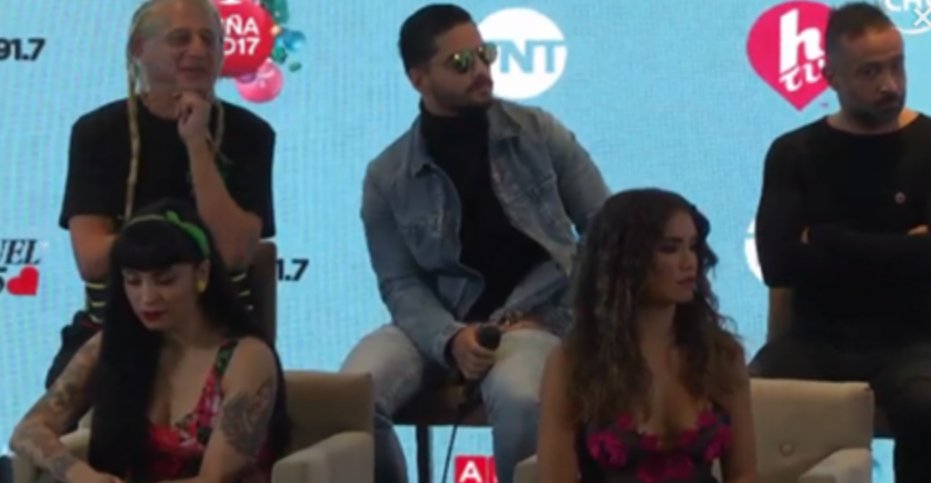 Desde las 12 horas puedes ver la Conferencia de Prensa de #Viña2018 con nuestro Director Álex Hernández, y nuestros animadores <a href="/RafaAraneda/">Rafael Araneda</a>
y <a href="/carolinademoras/">Carolina de Moras</a>
En este link -->
bit.ly/2Bvhsa8