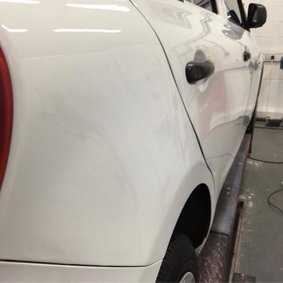 🚘REPAIRED🚘
A customer came to see us with some severe panel damage. Fortunately for her, we are very good at what we do!
Happy customer 🚗 

#chipsaway #cardiff #llanishen #dentrepair #bodyrepair #smartrepair