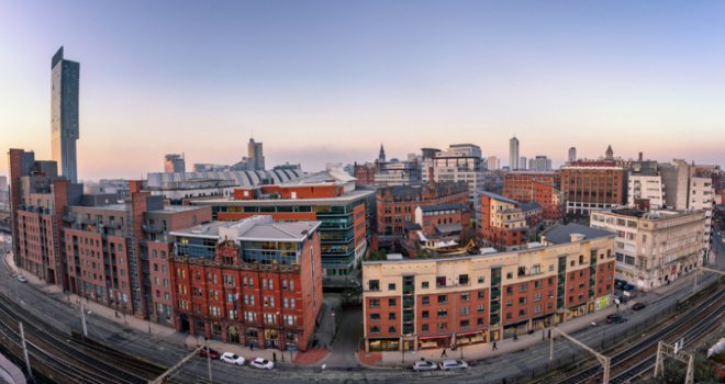 Zerum_'s tweet photo. #Manchester #property sales are outpacing those in #London three times faster, according to this article: https://t.co/JO5EiZLcbC #ManchesterDevelopment #ManchesterProperty #MCR https://t.co/Xjz3w0hjcQ