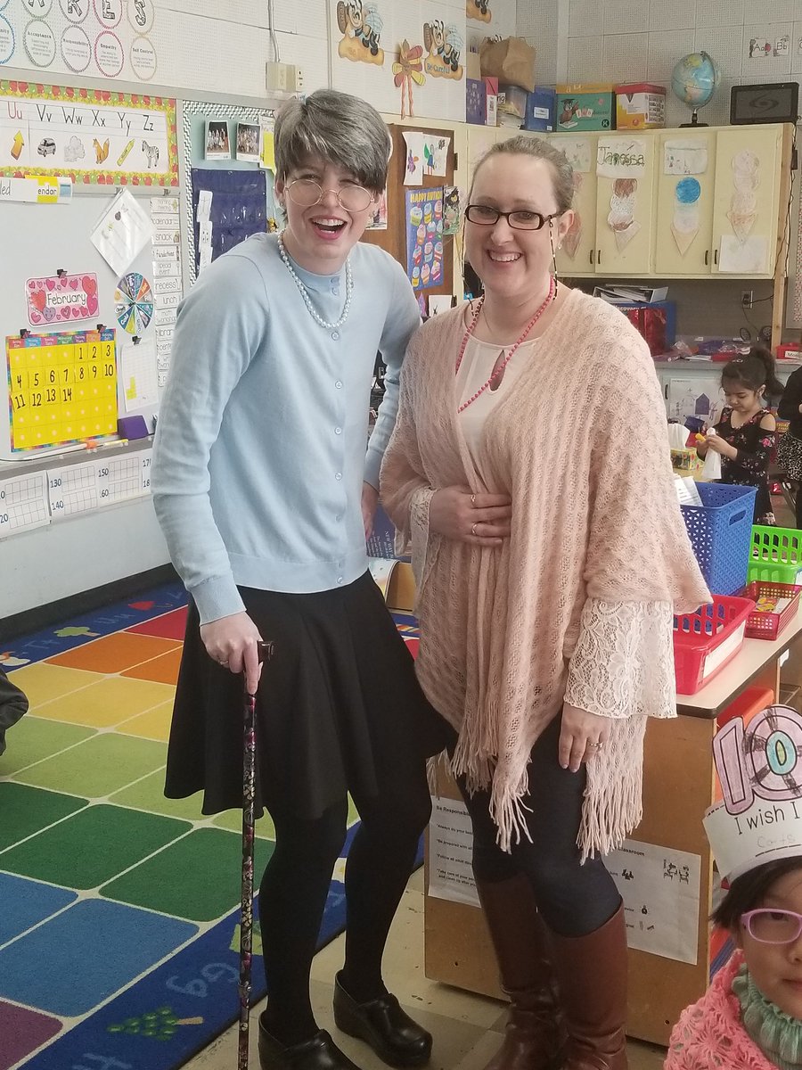 west_wildcats's tweet photo. Celebrating 100 days at the West School!! https://t.co/BbK1FNiqox