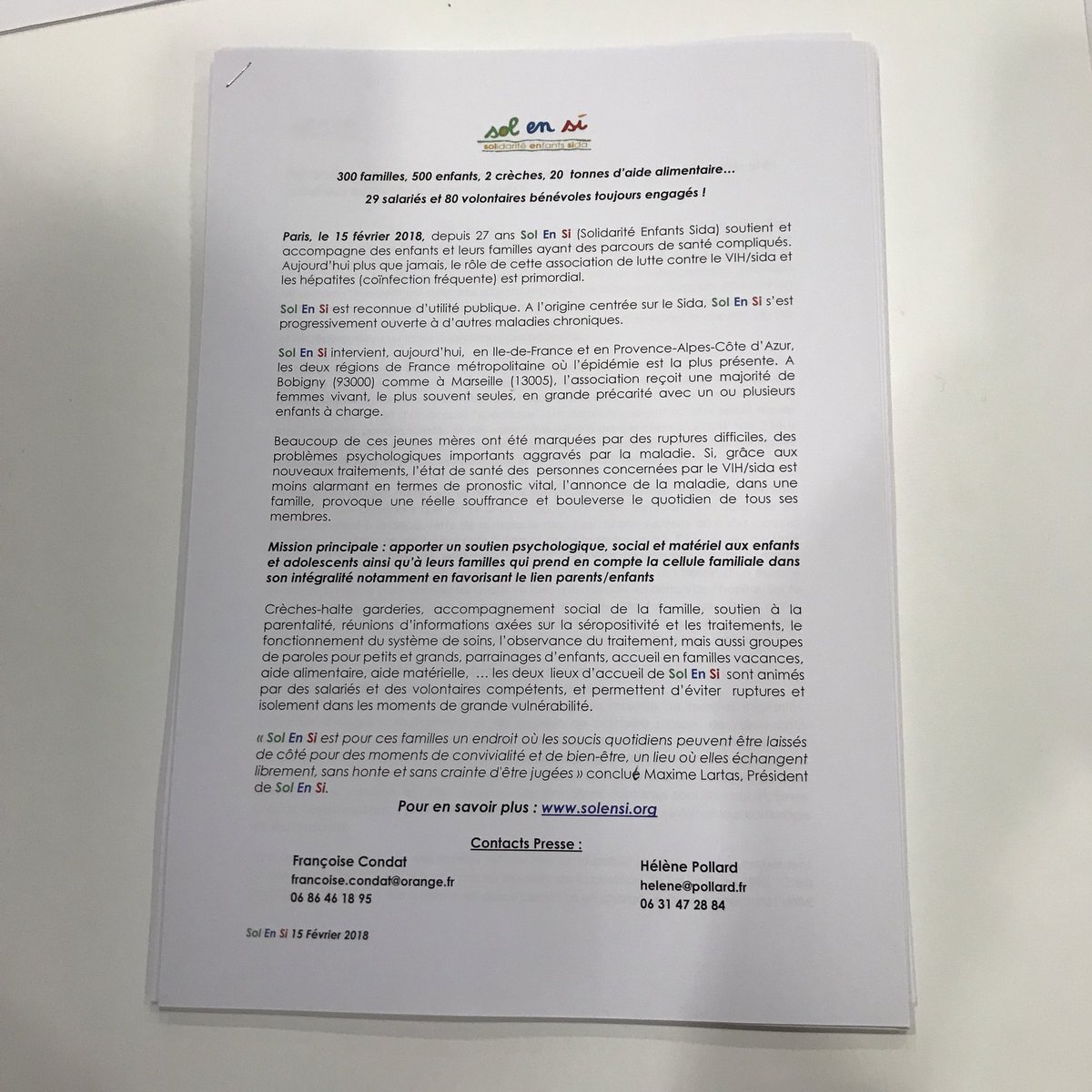 GeneClik's tweet photo. Merci @LauJacq @GeneClik et Elisabeth Lavroff pour leur implication auprès de #SolenSi #pointpresse ce jour https://t.co/TXGWK4OqBO