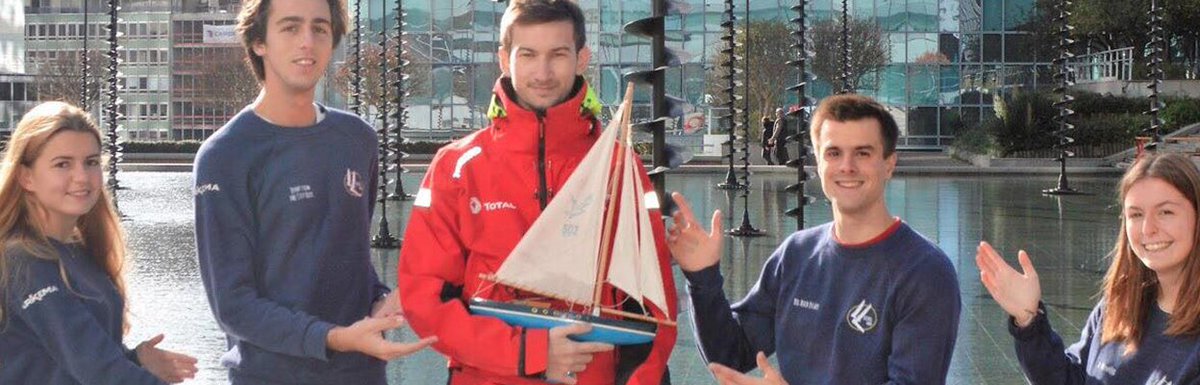essec's tweet photo. #TEAMTOTAL2018 : l'équipage de l'association @essecvoile rêve de participer à la #CCE50, plus grande compétition de voile étudiante du monde. Pour le leur permettre, vous pouvez voter pour eux : https://t.co/mDKdTp6r56 cc @TotalCampus https://t.co/QS0UplVbIm