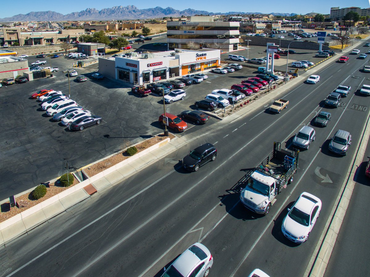 PrestigeDG's tweet photo. Chipotle Mexican Grill opened its first location in #LasCruces, New Mexico this month at 525 S. Telshor--and Las Crucens can't get enough. #ChipotleLasCruces #LasCrucesChipotle See more at: https://t.co/ulgSRlIlxm via @PrestigeDG https://t.co/wiDUQpv93A