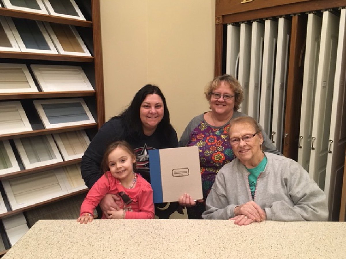 WayneHomes's tweet photo. We're so happy for the Gushard Family, who signed on their new home with us earlier this week! We can't wait to work with you to build your dream forever home! π‘ #WayneHomes #WhyWayne https://t.co/cw9TSPkQv9