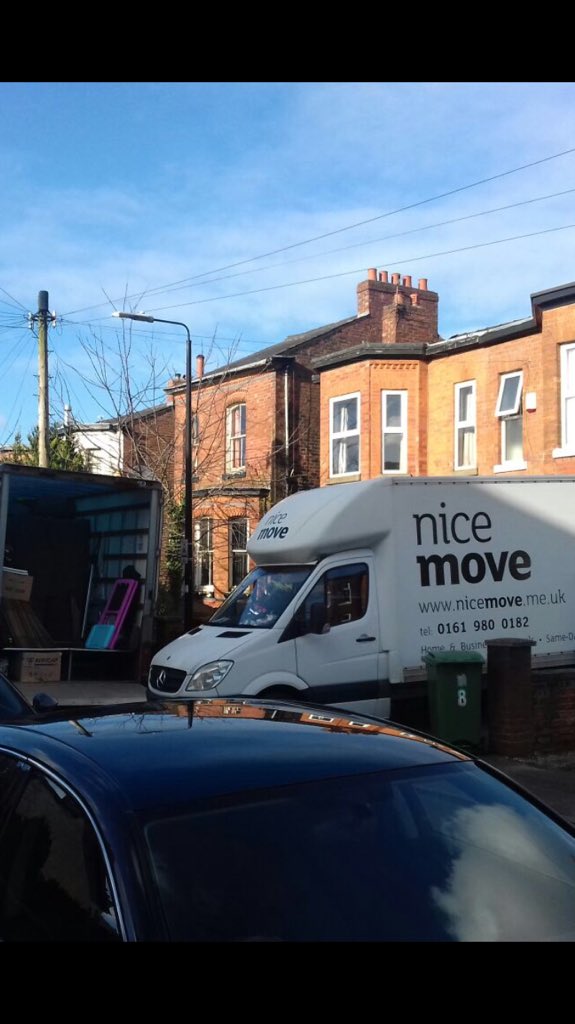 hellonicemove's tweet photo. The Nice move guys are in #Sale today completing a house move! How's everyone's week been so far? #NearlyTheWeekend https://t.co/ZcOCT3u20Q