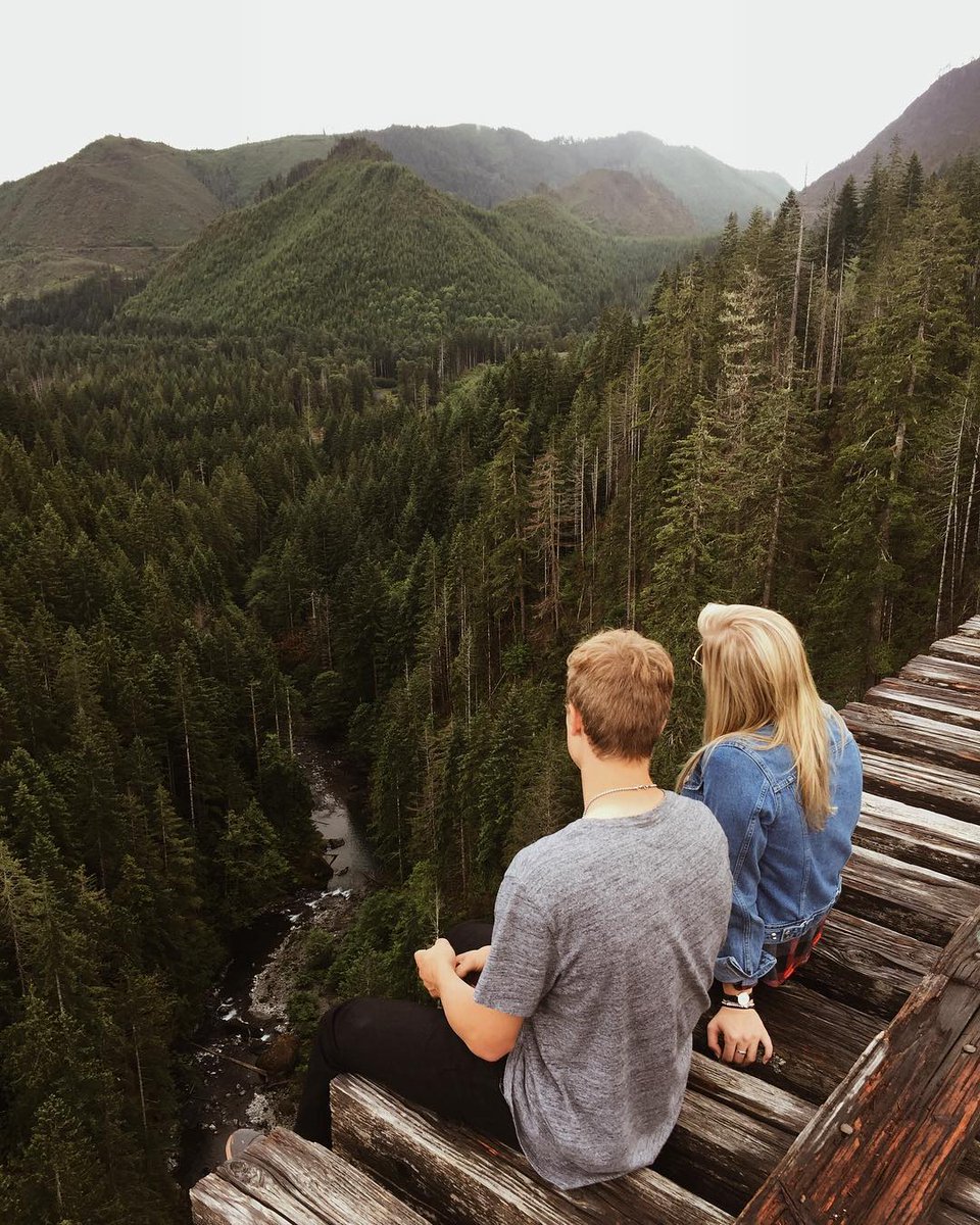 westcoasthappy's tweet photo. Tag your brother or sister below if they’d enjoy this photo 👇
.
.
.
📷: @alexandrasenatore
🌎: Vance Creek Bridge, WA
#WestCoastHappiness #WestCoast #West #WestCoastBestCoast #WestCoast_Exposures #Washington #VanceCreekBridge #Hiking https://t.co/UpTqFvWFiQ
