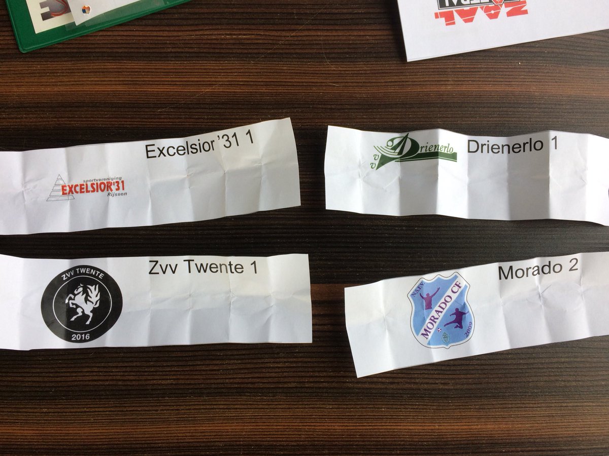 Op 20 april wordt de <a href="/KNVBOost/">KNVB Oost</a> #districtsbeker #zaalvoetbal in #mfcdePauw te #Klarenbeek gespeeld. In de kantine was vanmiddag de loting voor de halve finale. <a href="/Brakkenstein/">rksv Brakkenstein</a> <a href="/ProFutsalClub/">Pro Futsal Club</a> <a href="/Exstudiantes_Zw/">Exstudiantes Zwolle</a> <a href="/vvsvi/">v.v. SVI</a> <a href="/excelsior31/">SV Excelsior'31</a> <a href="/vvDrienerlo/">v.v. Drienerlo</a> #zvvtwente <a href="/MoradoCF/">Morado CF</a>