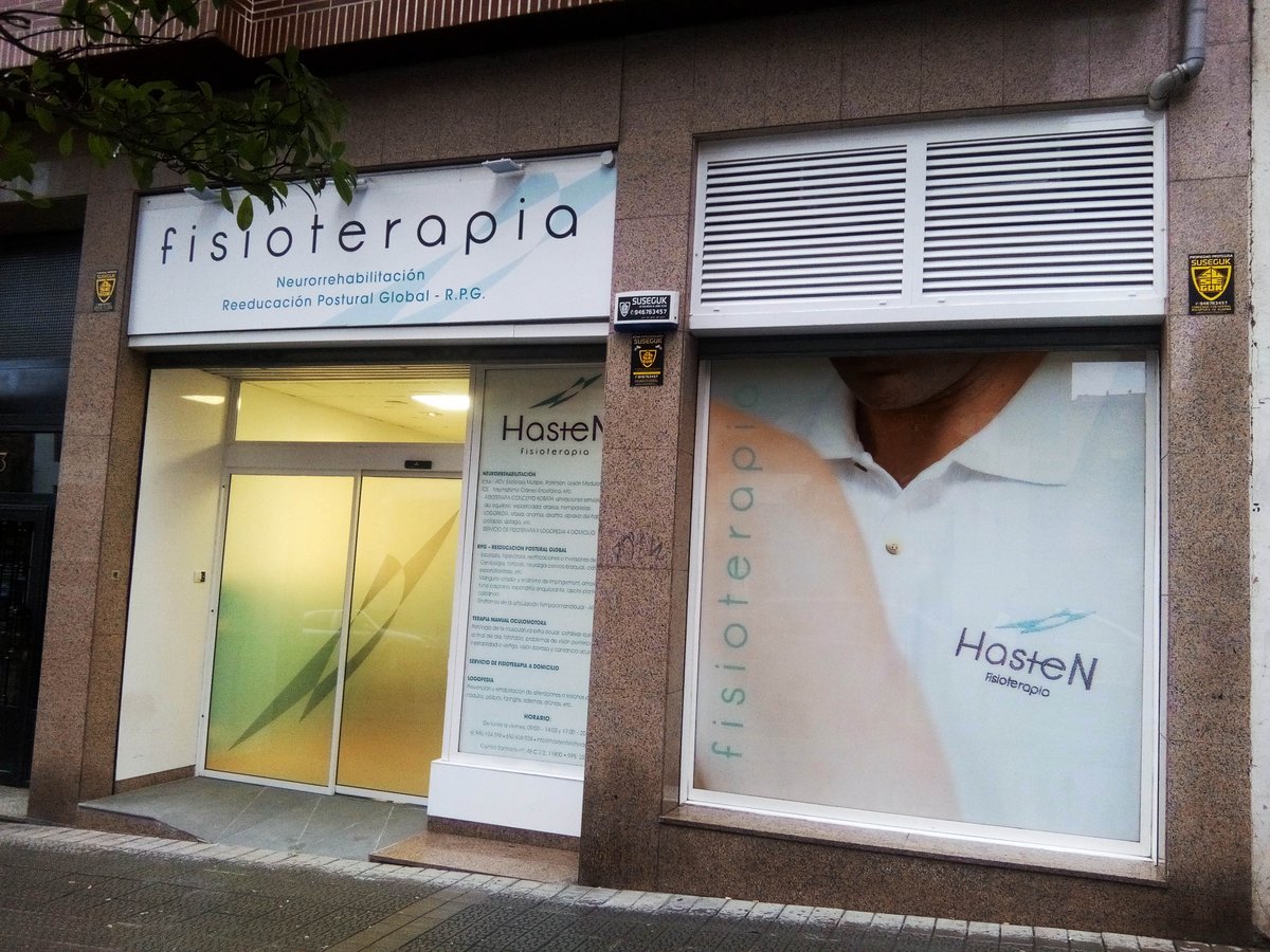 RotoRotulacion's tweet photo. Rotulación y montaje en vinilo de impresión. Nueva fisioterapia en Deusto. #fisioterapa #hasten #vinilo #impresióndigital https://t.co/YcemEzp45d