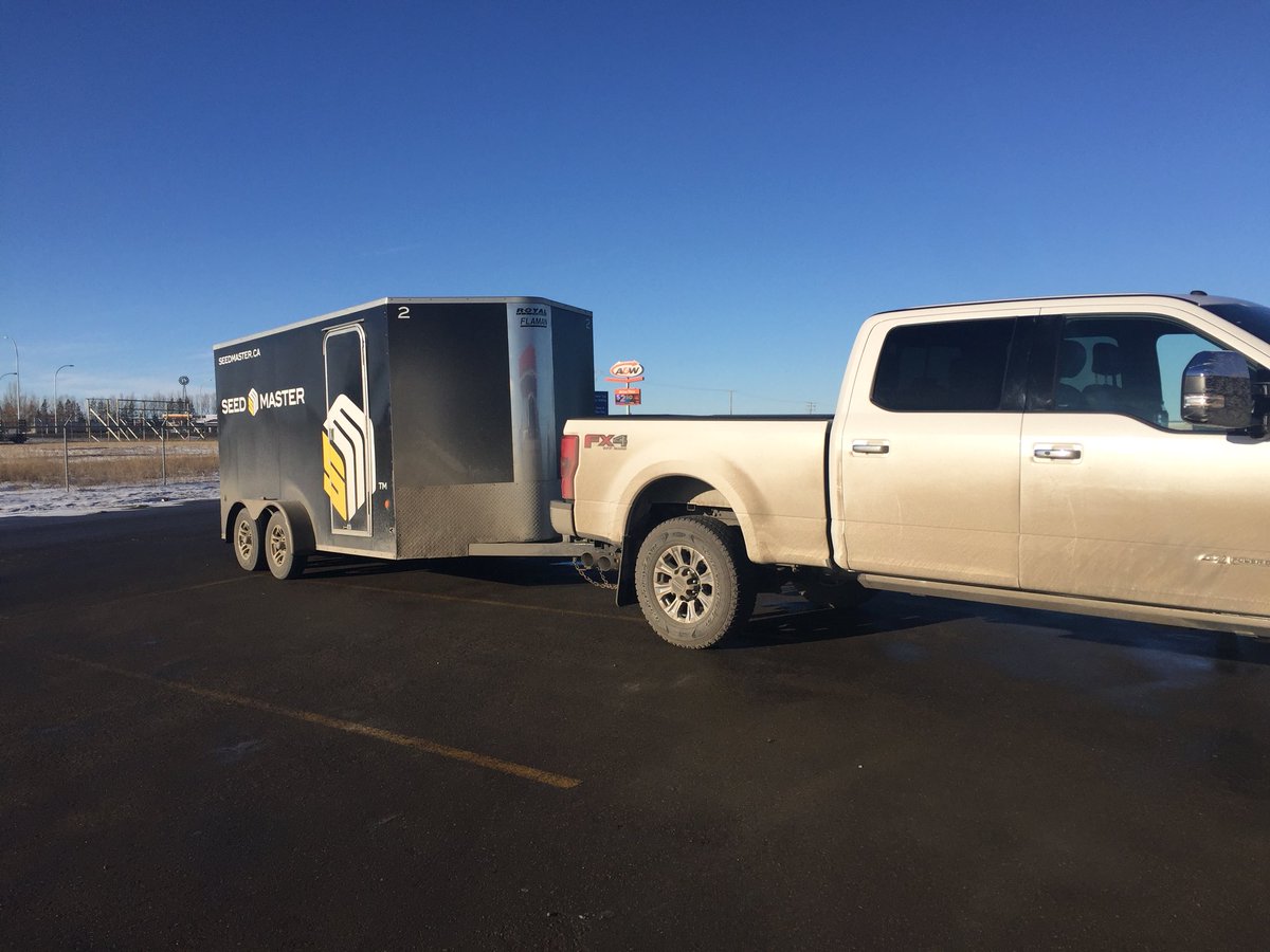 SeedMasterMfg's tweet photo. Well, we had a great day of fun yesterday but we’re back at it today, continuing Dealer Service Training and heading to the #MATE show down south. Stay warm, and see you there! #MATE18 #SeedMasterTech #SeedMasterSupport https://t.co/r3wKDIuCi9