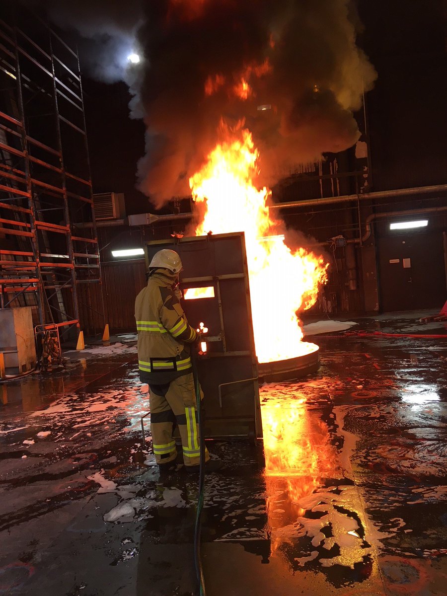 We´re just back from a busy week with firetests in Borås, Sweden - busy is good, though 😃🔥💧#firefightingfoam #AFFFfoam #firetest