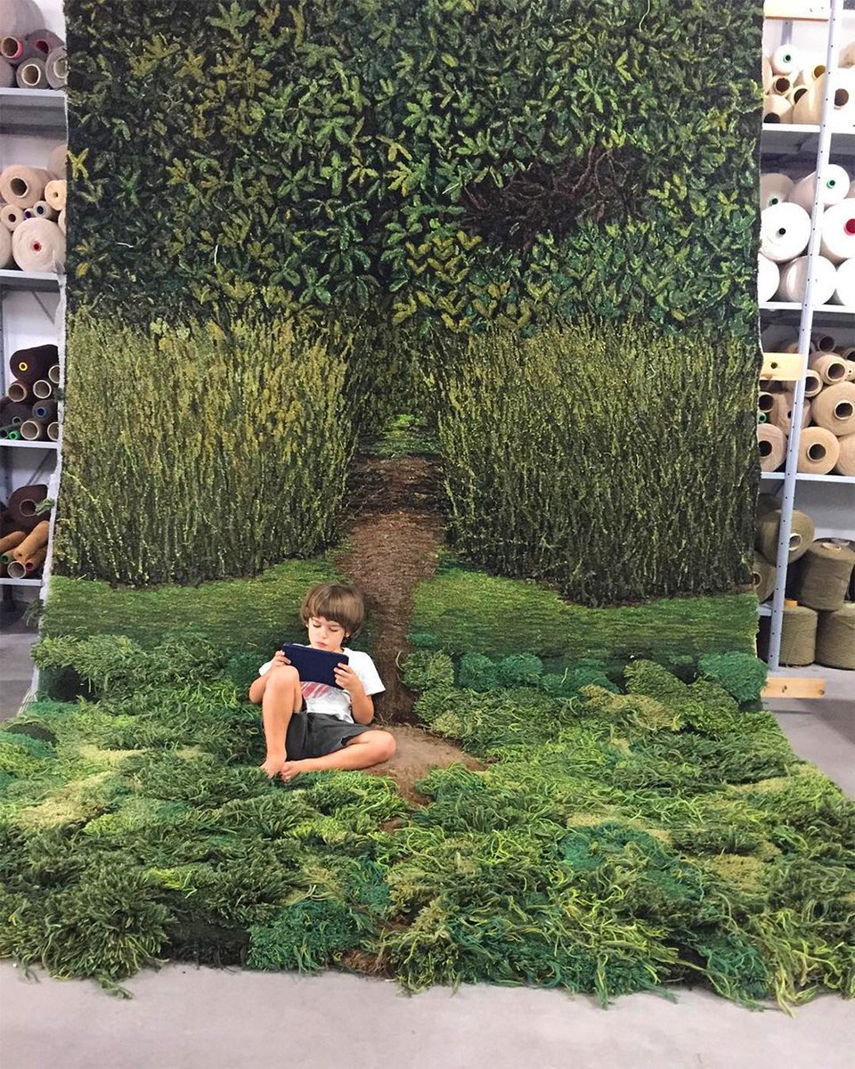 feelingstitchy's tweet photo. Julia features the work of artist  Alexandra Kehayoglou, who crafts beautiful landscapes from handmade rugs which are truly magical: https://t.co/Mt808R7vNk
#textiles # AlexandraKehayoglou #feelingstitchy #artists https://t.co/YLvcfejVDk