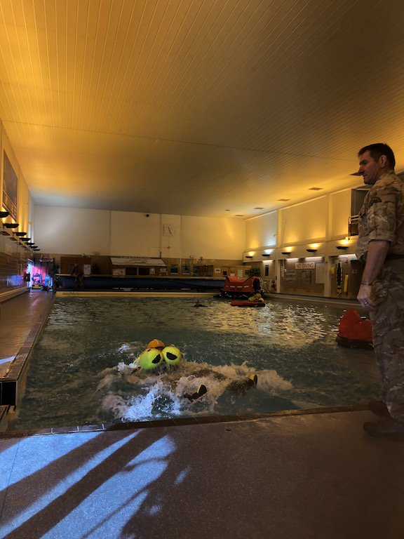 rafredarrows's tweet photo. The 2018 @rafredarrows Circus engineers took to the sea to carry out their Aircrew Maritime Survival Drills with the tutors from DSTO this week. The assessments took place in the pool prior to plunging into the sea at Plymouth. https://t.co/Z6hOJDrqlk