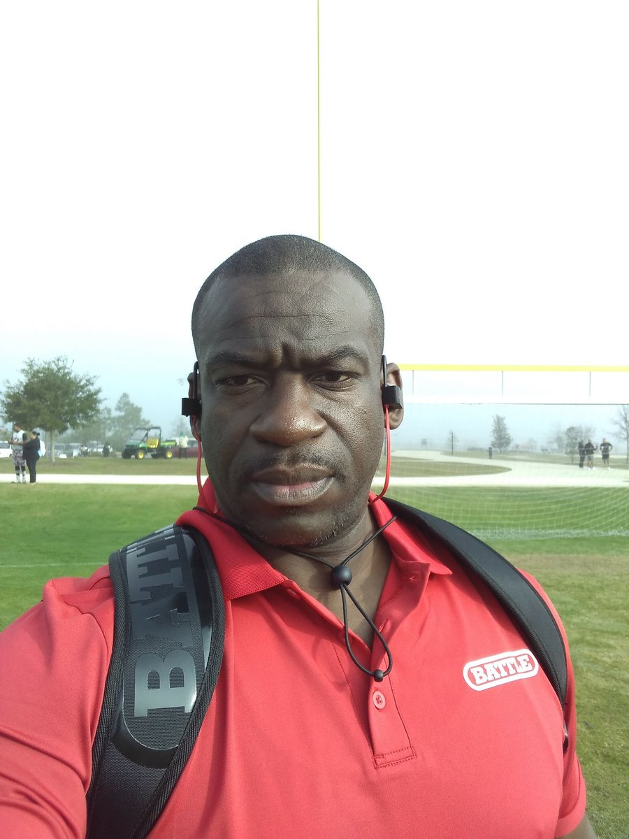 Excelspeed12's tweet image. Coach Lo 4 Life. Be yourself because everyone else is taken. My door will always be open . #TrustTheSystem. #CFLAllStars #ExcelSpeedTraining