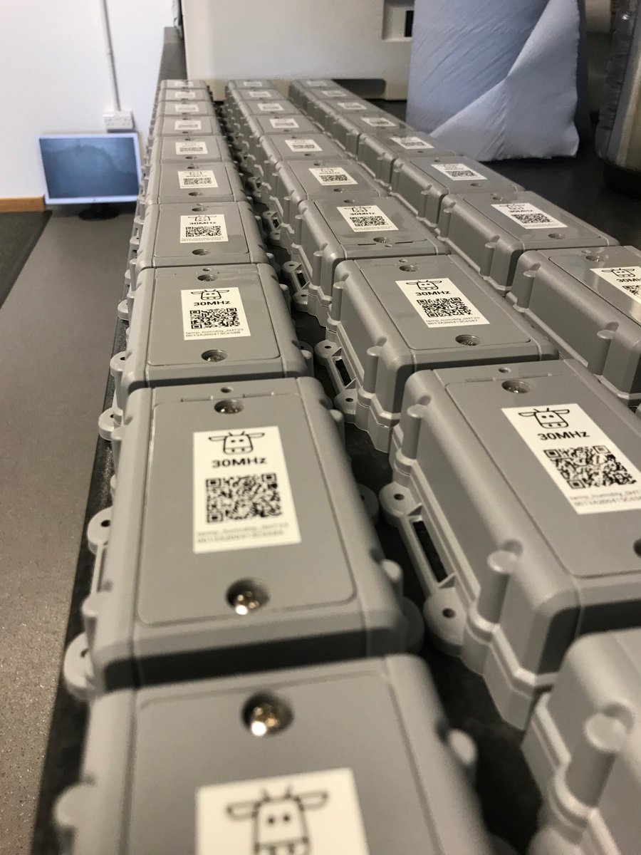 UKCALtd's tweet photo. 32 temp/humidity sensors supplied and installed today with @30mhz #agtech #agritech #precisionag #smartfarming #IoT #smartstorage. A great feeling supplying our customers with leading technologies to help increase productivity. #britishapple #applestorage https://t.co/uJRxeYk8EV