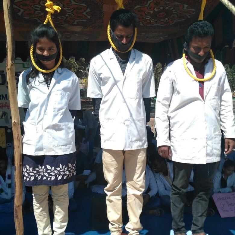 DrDHARMENDRA_42's tweet photo. #pharmD
@JPNadda @CMMadhyaPradesh @sudhirchaudhary @ZeeNews @DainikBhaskar @aajtak @ndtv @PMOIndia @MoHFW_INDIA @sardanarohit #heathforall
#ayushmanbharat @CMOTelangana @JPNadda
#weareonroad
#WeWantClinicalPharmacistCadre
@doctorofpharmacy6year
#utiliseourprofesson https://t.co/d86yX5PB0y