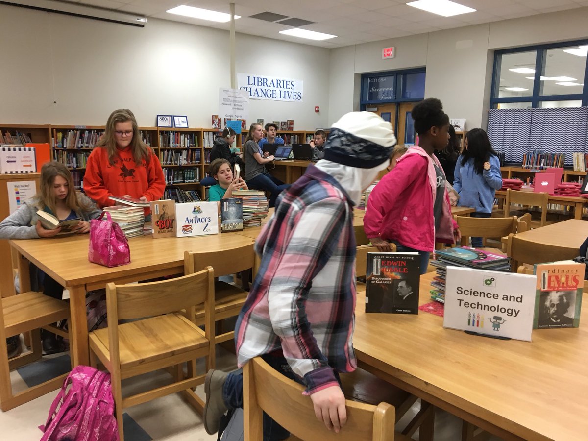 RaidergonnaREAD's tweet photo. Thanks @BMuirheid for helping our students get excited about biographies!! #elarelentess #toomanychoices #annotatingwithoutbeingasked #ilovemylibrarian https://t.co/lVl7kyPJRR