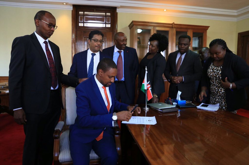 richybosire's tweet photo. TEN Nairobi County Government CECs have distanced themselves from a FAKE letter claiming they've threatened to resign over alleged friction with EALA MP #SimonMbugua https://t.co/yncmNv3kmt