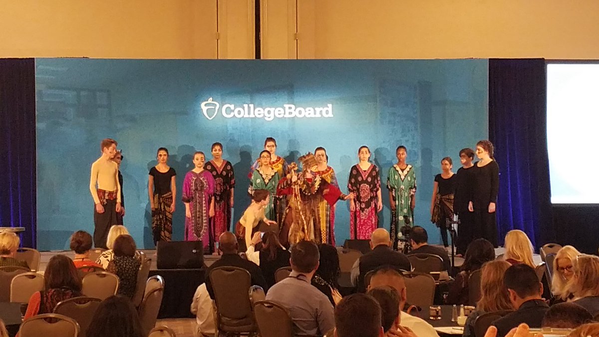 EdSindaco's tweet photo. Wonderful student presentations, powerful keynote speech @ClintSmithIII and focused presentation on improving access for HS students. #ForumSW https://t.co/xcTJzcR1pf