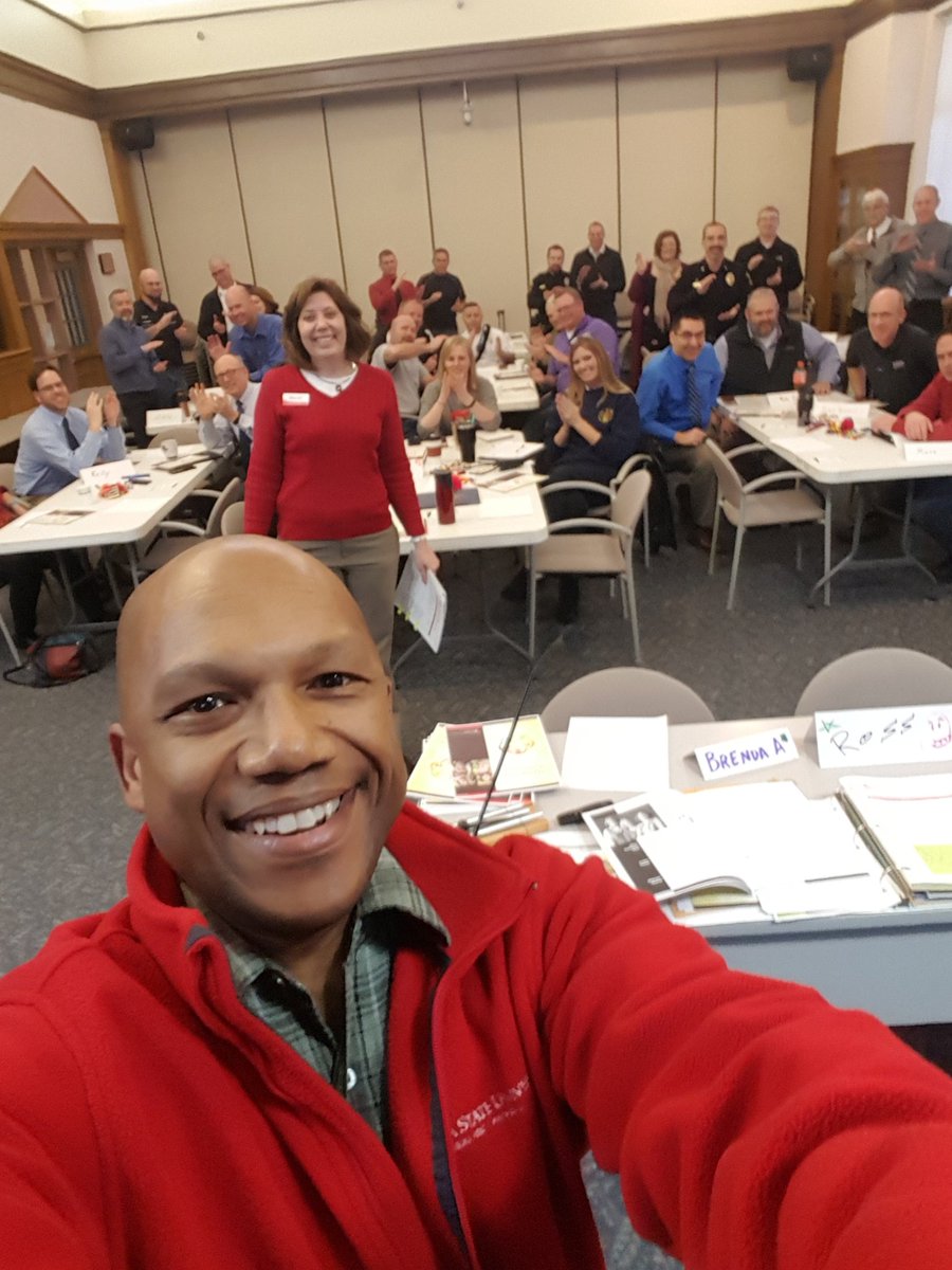 ross_wilburn's tweet image. A second group of Ames city employees this morning ready to explore culture and diversity #Navigatingdifference #ISUEXTENSIONCED #StrongIowa