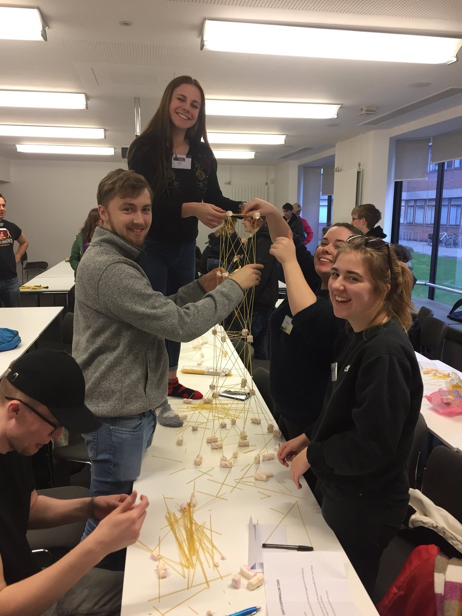 GeographyHull's tweet image. Building towers from marshmallows and spaghetti #teamwork #HullAlmeria2018 @jrdean_uk @dmilan10 @robynfsj