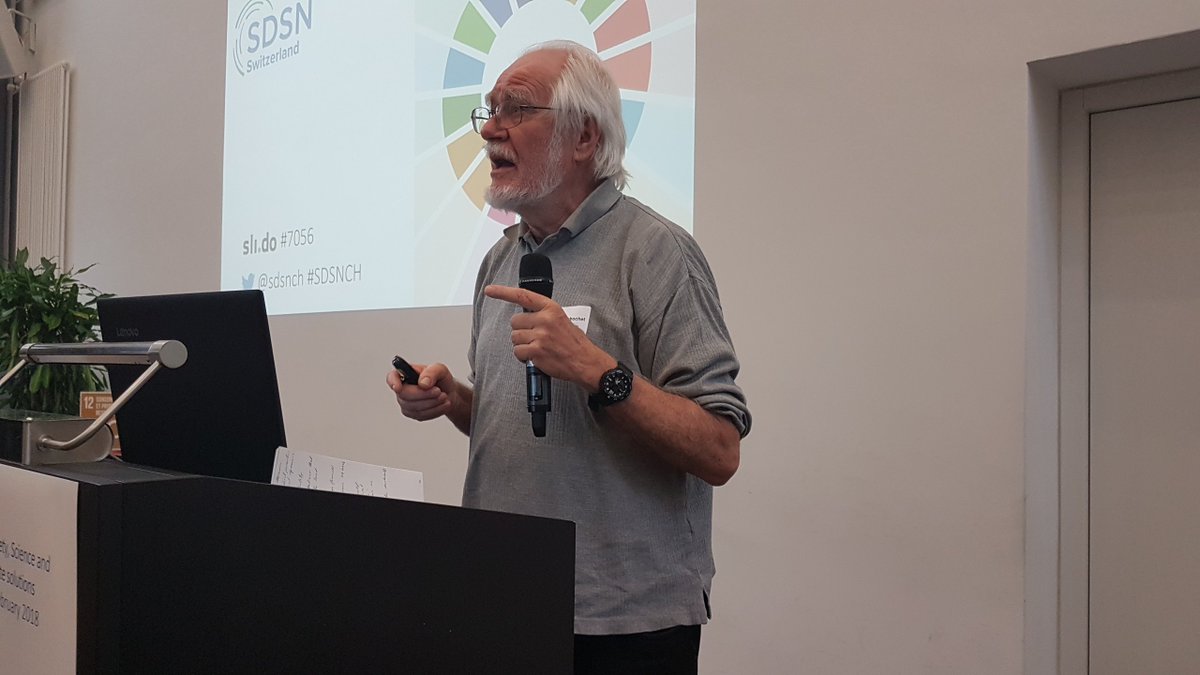 SDSNCH's tweet photo. 2017 Chemistry #NobelPrize Laureate Jacques Dubochet, University of Lausanne, holds keynote address at #SDSNCH:  “We are very good at producing knowledge, but what are we doing with it? Scientists need to come out of their ivory tower."@NobelPrize @unil #science #biology #society https://t.co/DJbFOOQZay