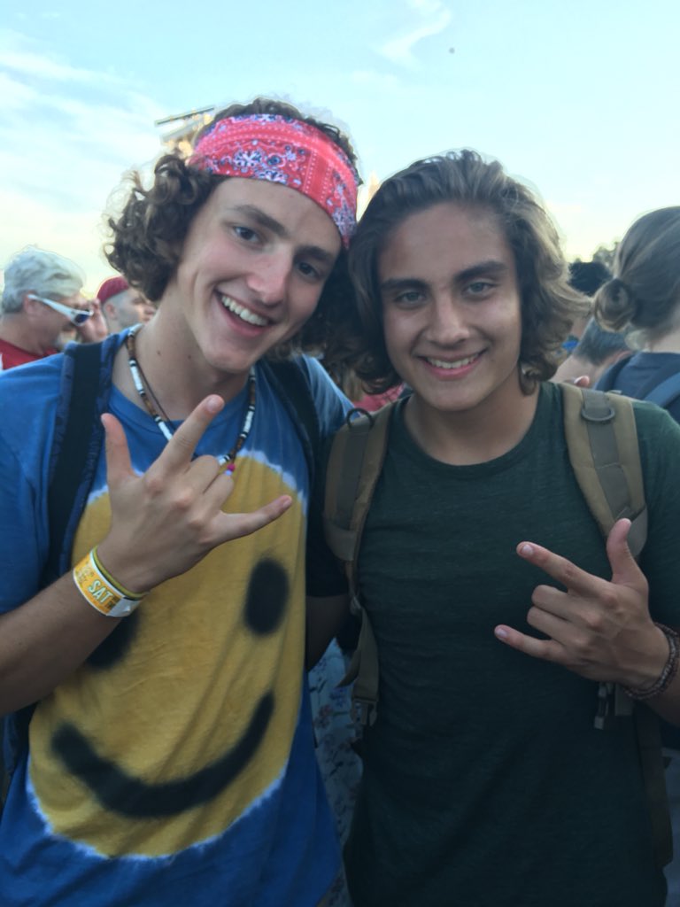 jtbraley_23's tweet photo. Happy birthday, cali. I miss you tremendously and cant wait to see you next brother💙🤙🏼 https://t.co/xwKebvgl98