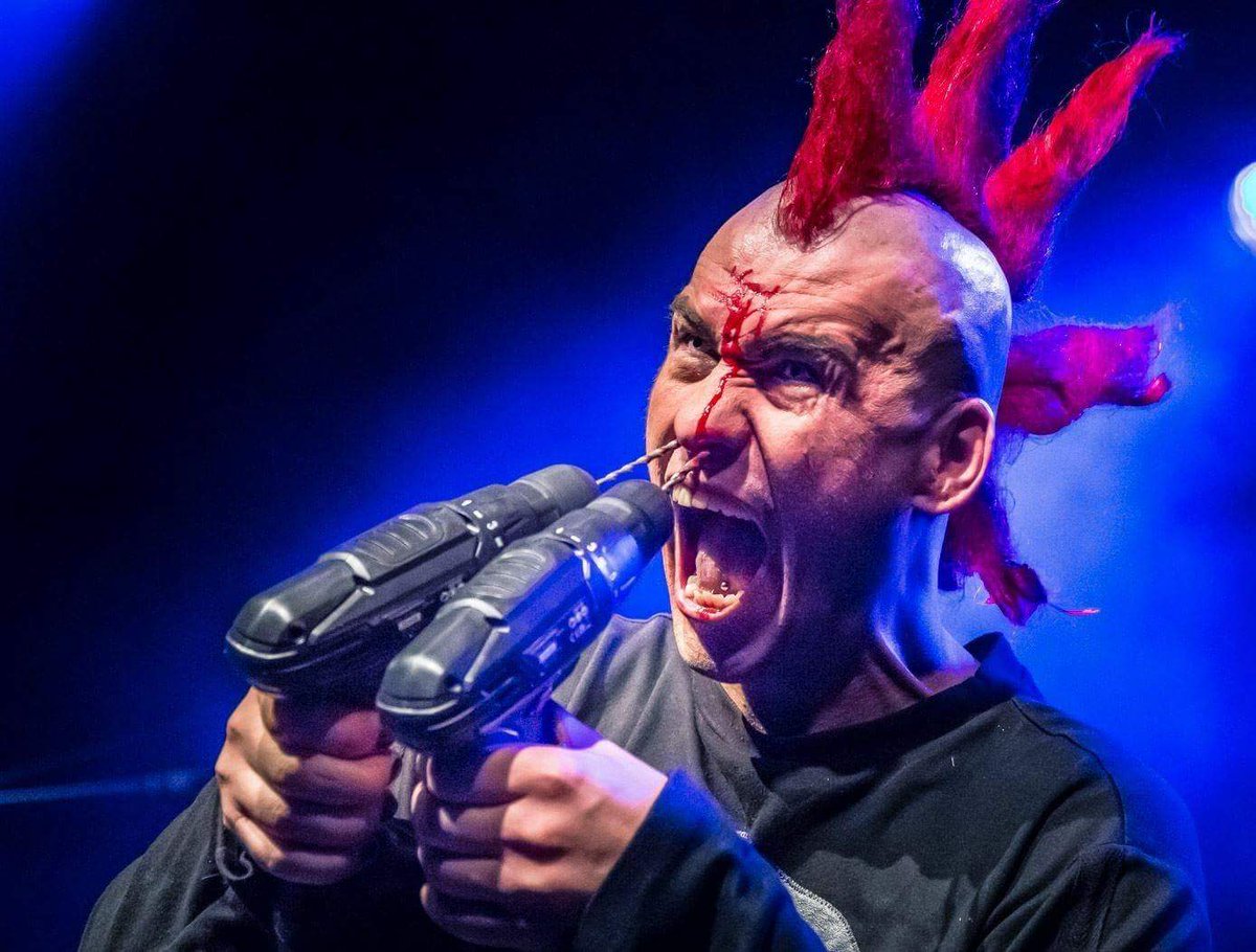 circusinsane's tweet photo. @beardedtheory Circus Insane will be playing one show only this year, on the Saturday, on the great Convoy Cabaret stage!!! https://t.co/b2wkDQ3a8G