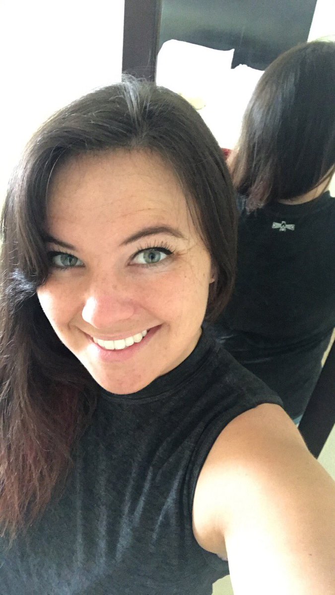 Racinchk3's tweet photo. Good luck this weekend @DanicaPatrick ! Thanks for being an inspiration to all. Especially to girl race car drivers ;) #warriorbydanica #DAYTONA5002018 https://t.co/A0p9P1Nmu7
