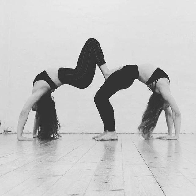 TyroVim's tweet photo. Reposting @iam.molly.pretzel:
Can't wait to see my sister @celine_carlsen later today 😍
-
-
#HouseofConcreteDK #HoCFam #Aalborg #bridge #sistergoals #sisters #doublebridge #backbend #yogapose #yoga #yogainspiration #stretch #stretchinspiration #bend #fitfam #bendyback #pose https://t.co/DUgIH1ruZ8