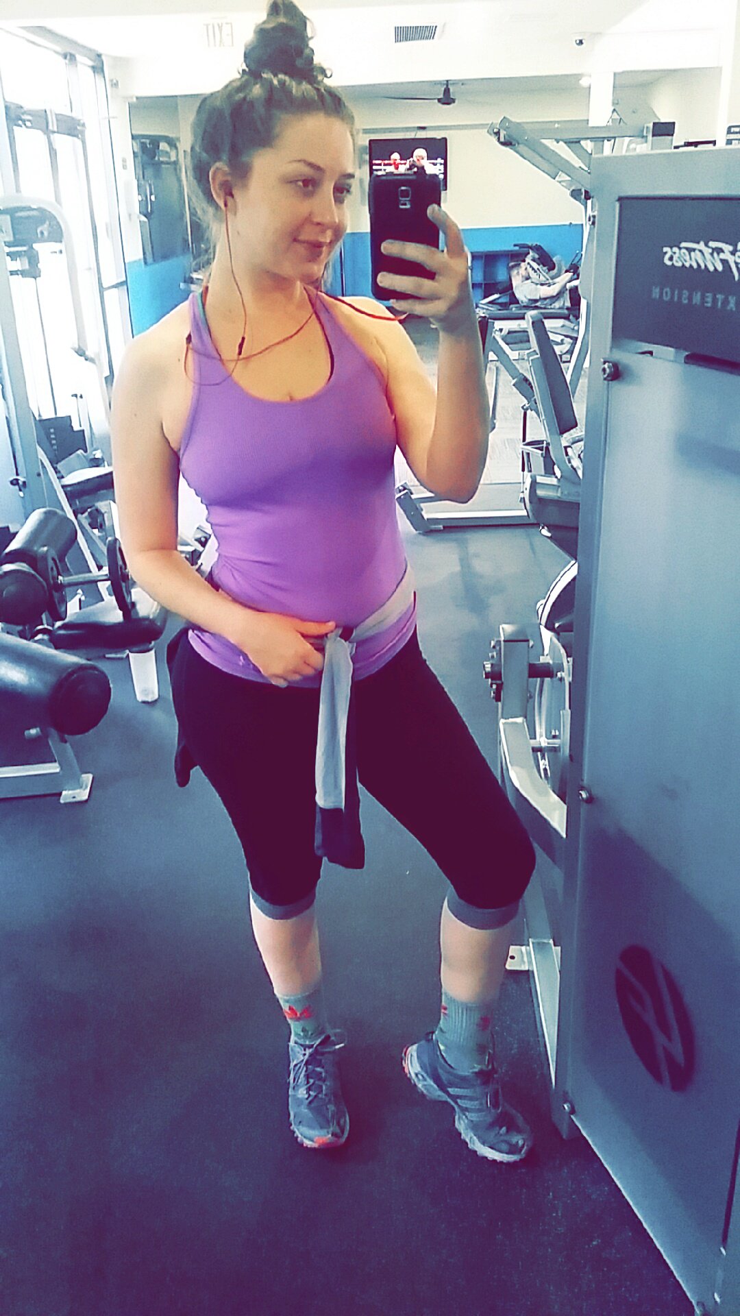 TW Pornstars - Emma Banks 🍑. Twitter. Day 3! 💪 Cover my booty most of