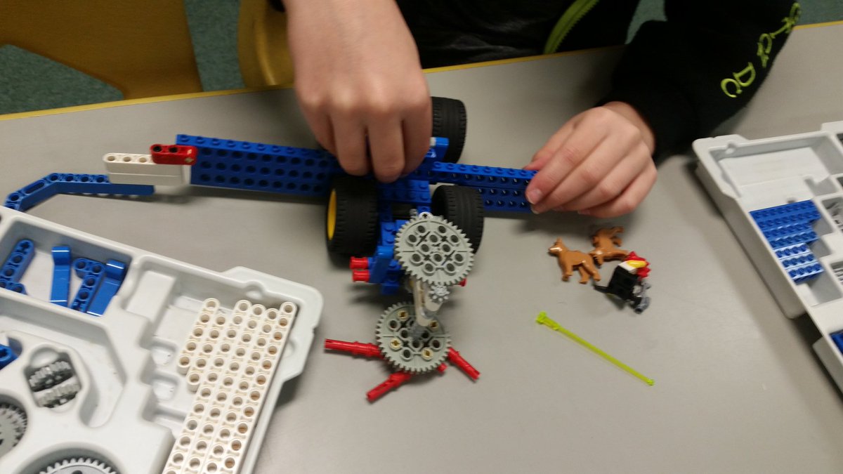 TexasLEGOman's tweet image. Other successful LEGO cleaners. #funengineering