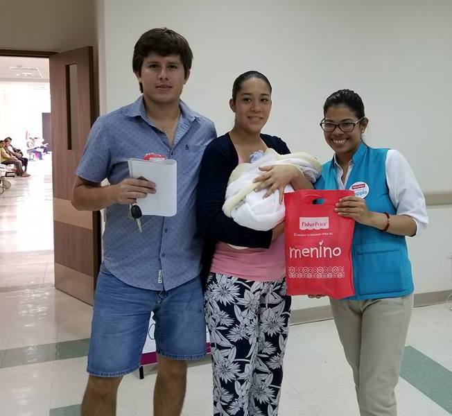 jbgorg's tweet photo. Porque el #Amor se vive todos los días en el Hospital de la Mujer #AlfredoPaulson y el 14 de febrero lo celebramos con dulces corazones y sorteo de productos #Nappis para el bebé. #PaletaDeAmor #PadresEnamorados #BienvenidosAlMundo https://t.co/ZytkqlkTNI