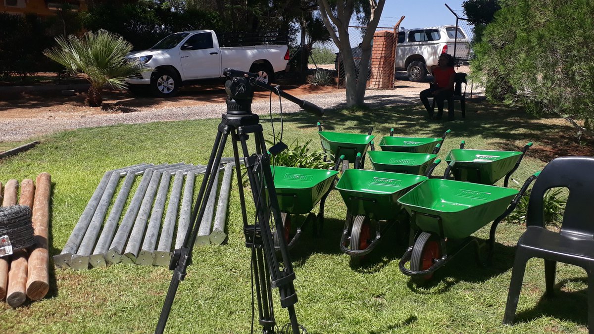 RCHardap's tweet photo. #Hardap Regional Council  handed over gardening tools today on 15 February 2018 to the World Food day beneficiaries in Stampriet, Mariental Rural Constituency donated by Ministry of Agriculture, Water and Forestry  during the celebrations  held in October 2017. https://t.co/2ASB0S1fzQ