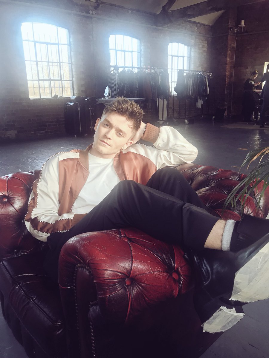 TheVampsband's tweet photo. Caption...... https://t.co/rkU5ibh7Dm