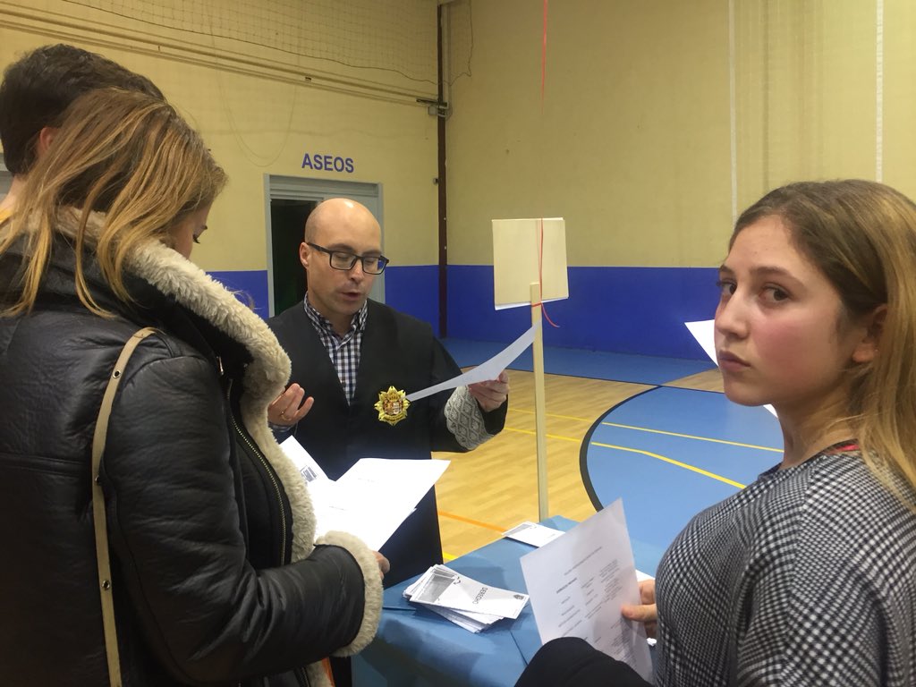 Más de 30 stands de universidades, escuelas, cursos y becas han atendido las dudas y peticiones de los estudiantes en #JornadasDeOrientación18